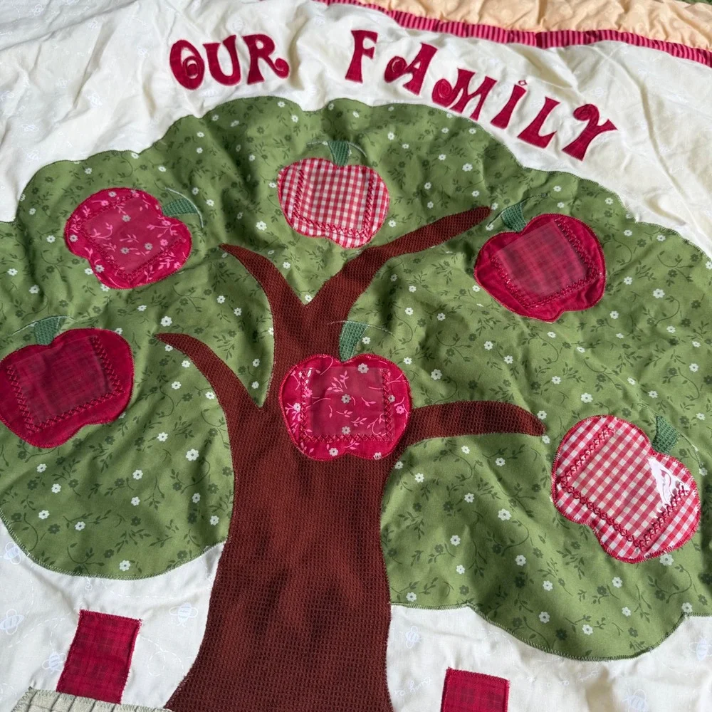 Our Family Tree Photo Frame Quilt Wall Hanging Play Mat Gingham 58x48